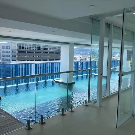 38 Park Avenue Right In The Heart Of It Park Cebu, 55 Inches Tv, Wifiアパートメント