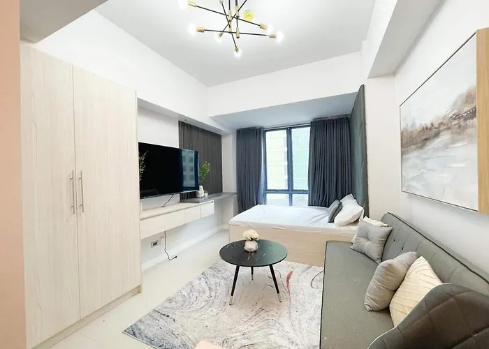 38 Park Avenue Right In The Heart Of It Park Cebu, 55 Inches Tv, Wifi, Lower Floor On 5th Floor * Tabok