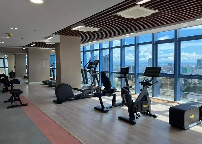 38 Park Avenue Right In The Heart Of It Park Cebu, 55 Inches Tv, Wifi, Lower Floor On 5th Floor Tabok